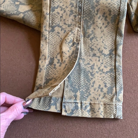 Pam and gala snake Prince boot cut pants - Picture 2 of 4